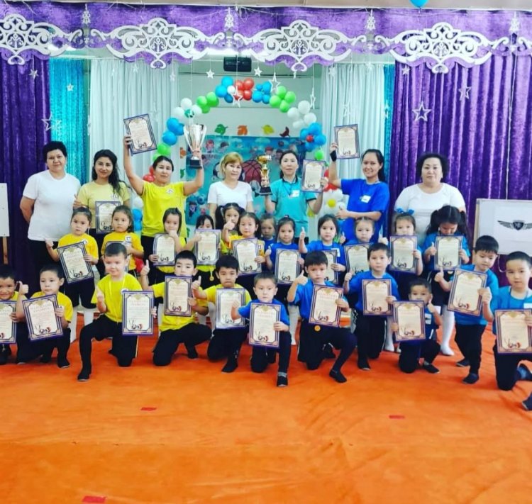 Денсаулықты шыңдаймыз, ата-ананы тыңдаймыз. "Қарлығаш" м/д тобы