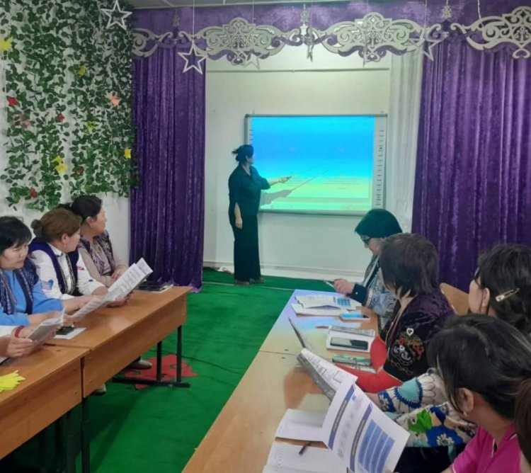 "Қосқұдық"  бөбекжай-бақшасында педагогтерді аттестаттау қағидаларына сәйкес өзгерістер туралы ақпараттық жұмыстар жүргізілді.