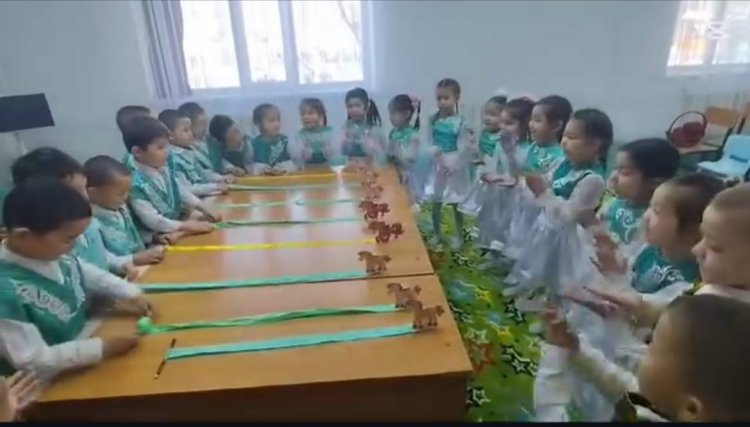 "Бәйге" ұлттық ойыны. "Ақкөгершін" м/д тобы