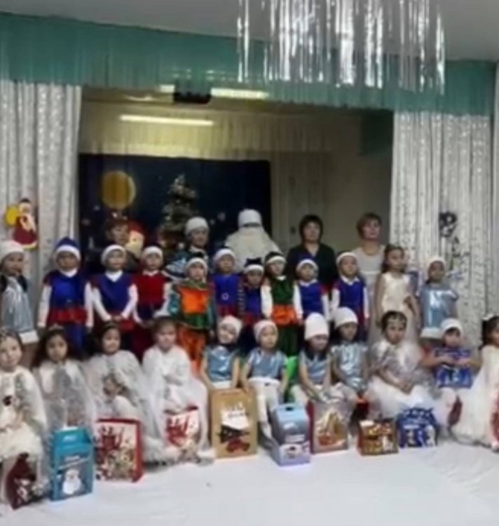 "Жеті ергежейлі және Ақшақар" "Ботақан" ересек тобы