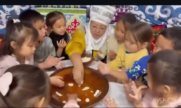 "Қарлығаш" м/д тобы. Әже даналығы. "Құрт-қазақтың ұлттық тағамы"